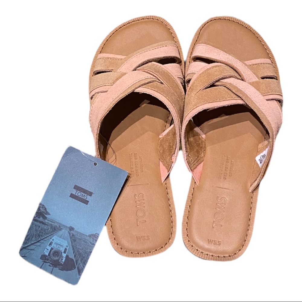 NWT Womens Toms Coral Pink Suede Sandals Size 5.5